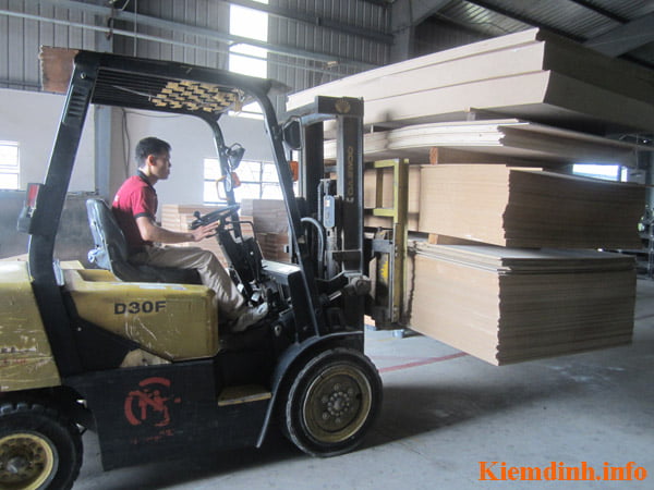 Cho thuê xe nâng Huyện Nhà Bè