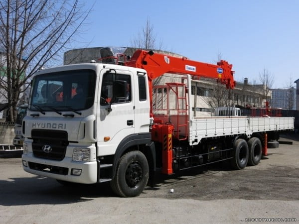 Cho thuê xe cẩu Quận Tân Bình