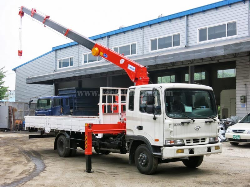 Cho thuê xe cẩu Quận 10