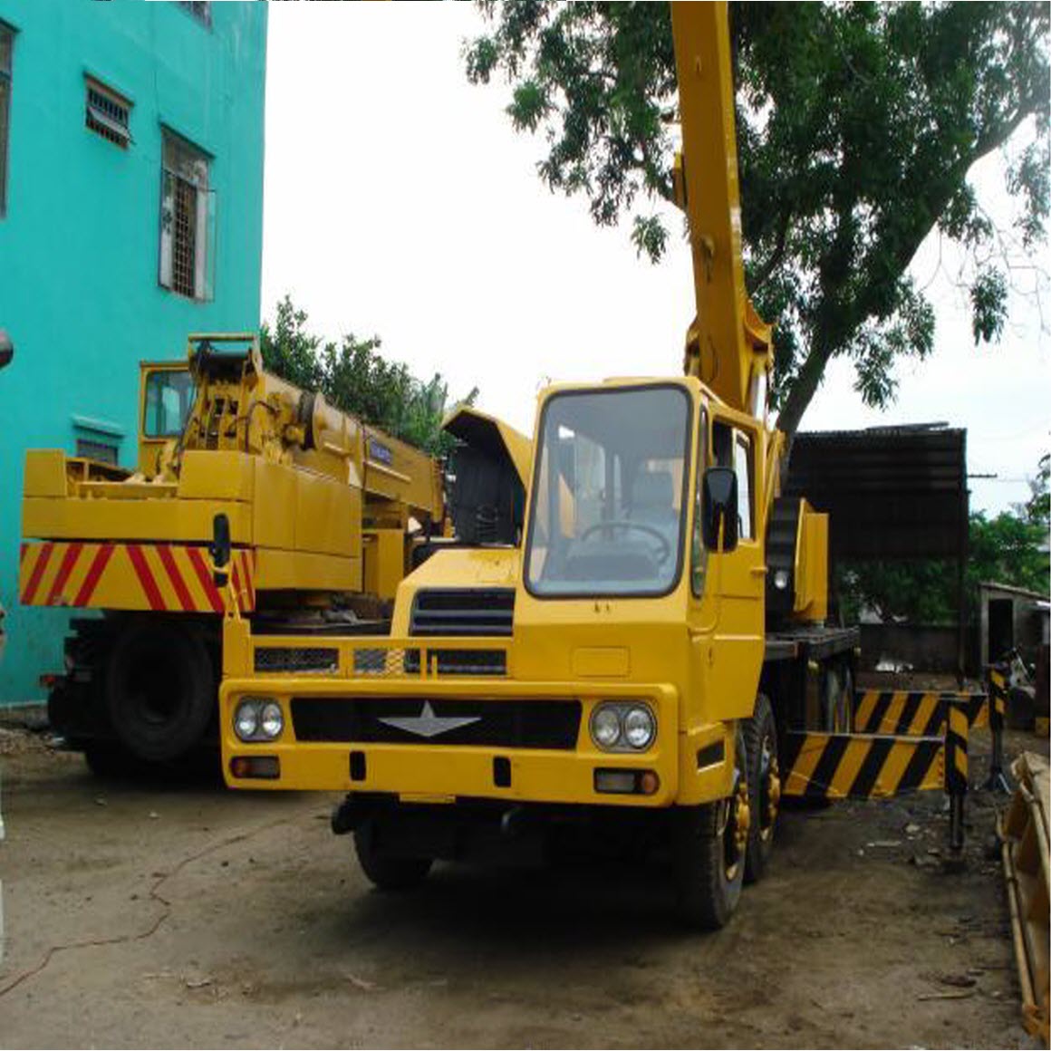 Cho thuê xe cẩu Quận 2