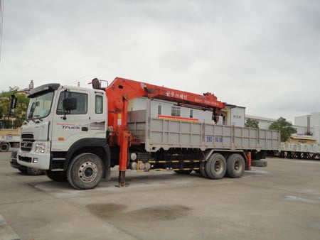 Cho thuê xe cẩu Quận 9