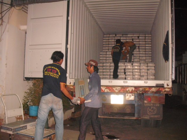 Cho thuê công nhân bóc xếp tại Bình Dương