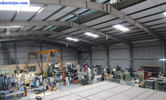 Chuyển kho xưởng tại Quận 1