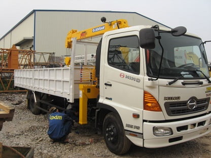 Cho thuê xe cẩu giá rẻ tại Quận 1