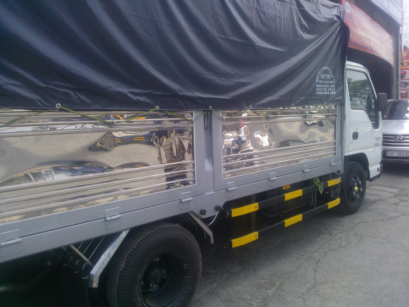 Cho thuê xe tháng 2 tấn tại Quận 5