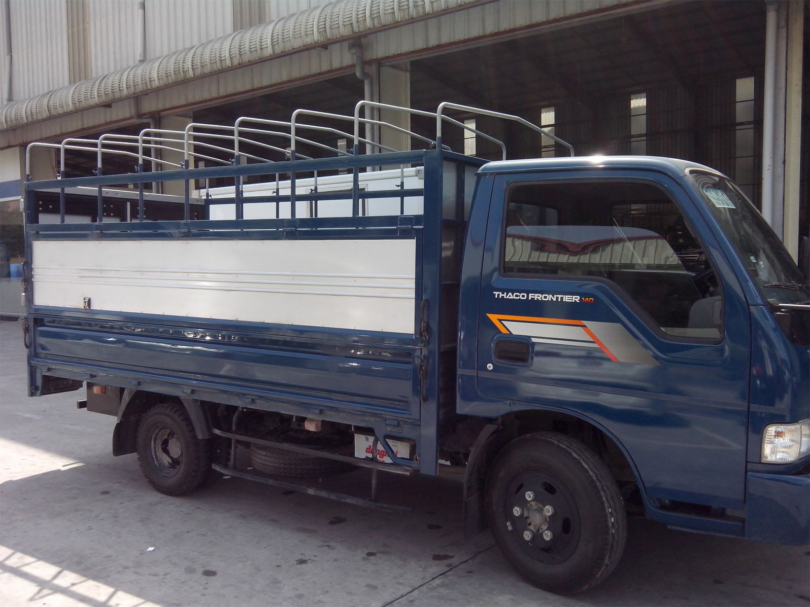 Cho thuê xe tải 1,2t tại quận 10