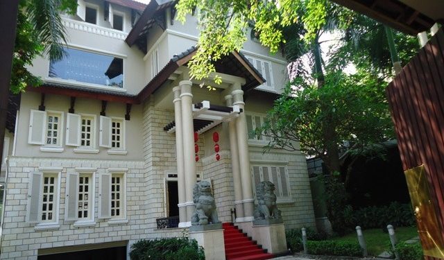 Chuyển biệt thự trọn gói Quận 10